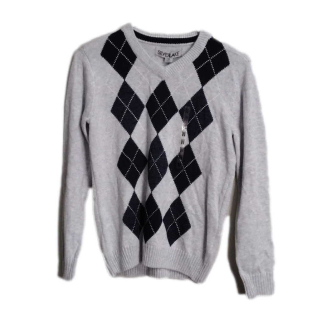 NWT Silver Lake boys sweater size Medium